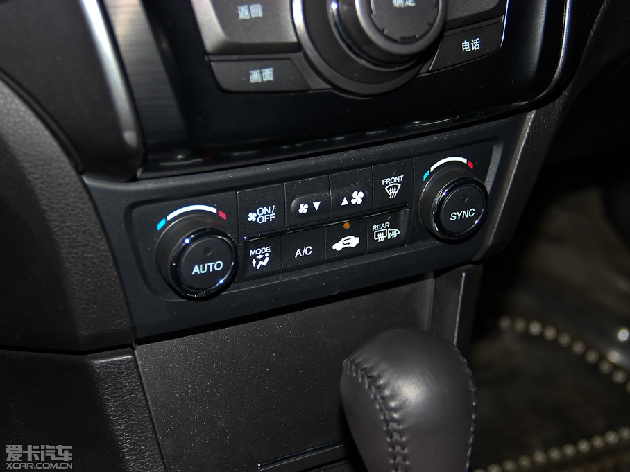 2013��֎��ILX 2.0L �Ԅ�(d��ng)���J��