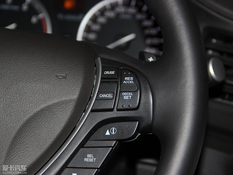 2013��֎��ILX 2.0L �ԄӾ��J��