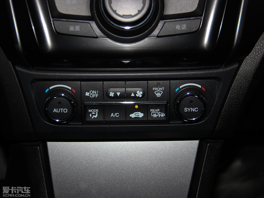 2013��֎��ILX 2.0L �Ԅ�(d��ng)���J��