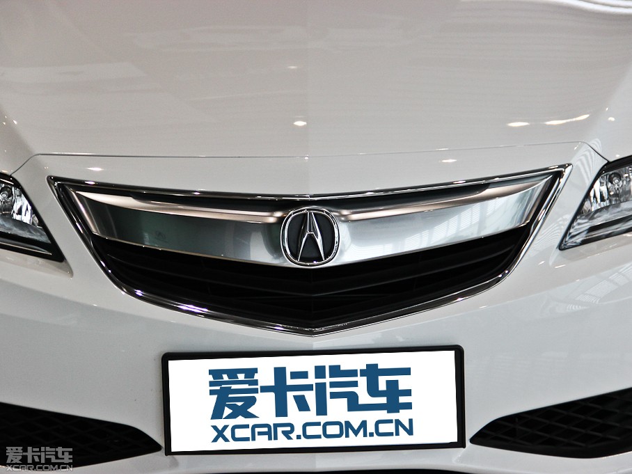 2013��֎��ILX 2.0L �ԄӾ��J��