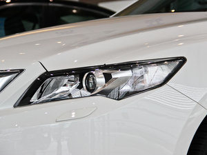 2013��2.0L �ԄӾ��J�� �������^