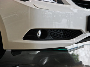 2013��2.0L �ԄӾ��J�� �������^