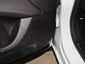 2013��2.0L �ԄӾ��J�� ���g����