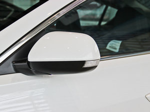 2013��2.0L �ԄӾ��J�� �������^