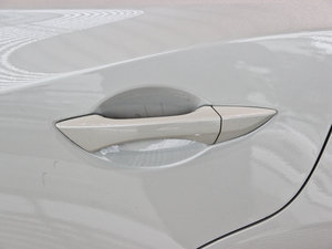 2013��2.0L �ԄӾ��J�� �������^