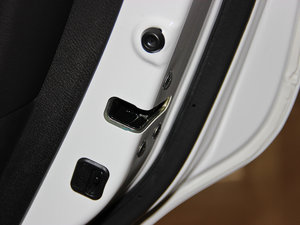 2013��2.0L �ԄӾ��J�� ���g����