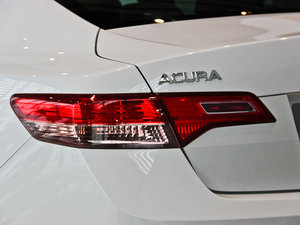 2013��2.0L �ԄӾ��J�� �������^