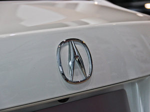 2013��2.0L �ԄӾ��J�� �������^