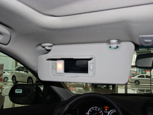 2013��2.0L �ԄӾ��J�� ���g����