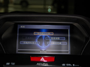 2013款2.0L 自动精锐版 中控区