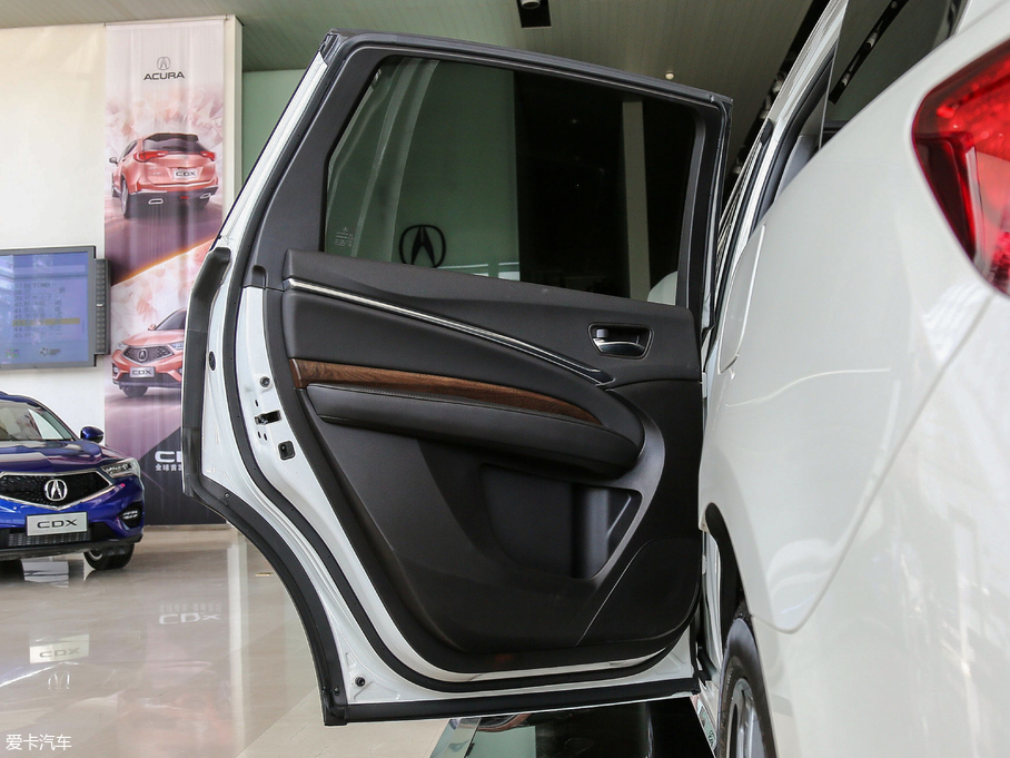 2016֎RDX(M) 3.0L ԄӃ򌾫J