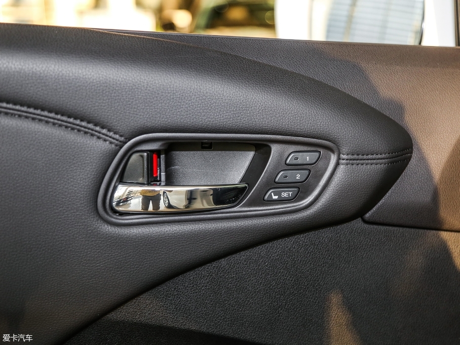 2016֎RDX(M) 3.0L ԄӃ򌾫J