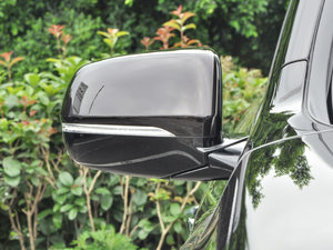 2017��3.0L ���S�� �������^