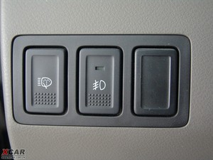 2009��3.2L 5�T�ԄӰ� �п؅^