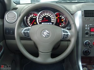 2009款3.2L 5门自动版 方向盘