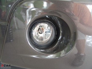 2009款2.4L 5门手动版 前雾灯