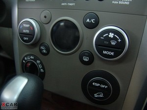 2009��3.2L 5�T�ԄӰ� ���{�{��