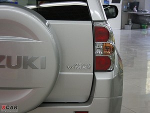 2009款2.4L 3门自动版 尾灯
