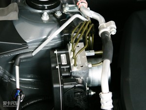 2010款2.4L 两驱标准版 其它