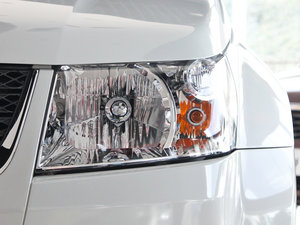2011款2.4L JX-EH 3门自动版 大灯