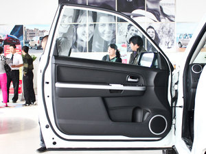 2011款2.4L JX-EH 3门自动版 驾驶位车门
