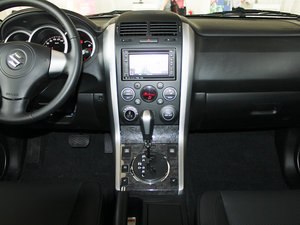 2011款2.4L JX-EH 3门自动版 中控台