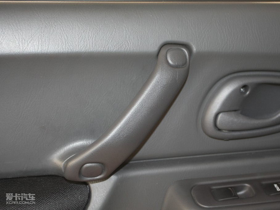 2011ķ 1.3L Ԅӆɫ