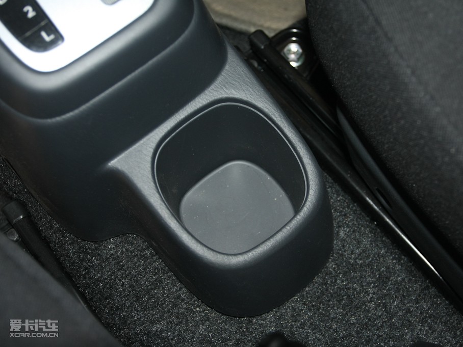 2011ķ 1.3L Ԅӆɫ