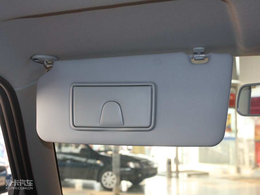 2011ķ 1.3L Ԅӆɫ