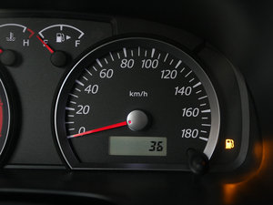 2011款1.3L 手动双色导航版 中控区