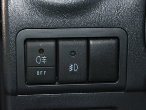 20111.3L Ԅ(dng)ɫ(do) п؅^(q)