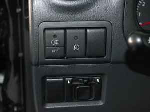 20111.3L Ԅ(dng)ɫ(do) п؅^(q)