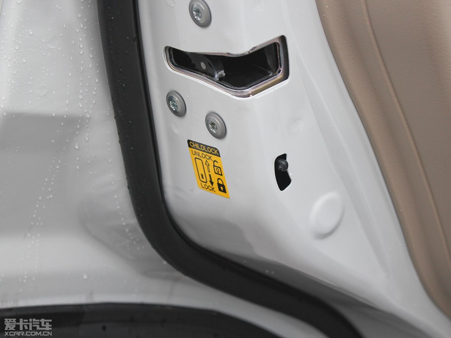 2012���(j��)�S���� 2.4L 5�T(m��n)�Ԅ�(d��ng)���A��(d��o)����