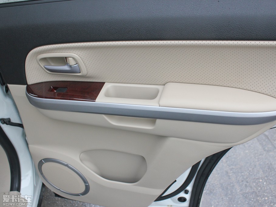 2012����S���� 2.4L 5�T�ԄӺ��A������