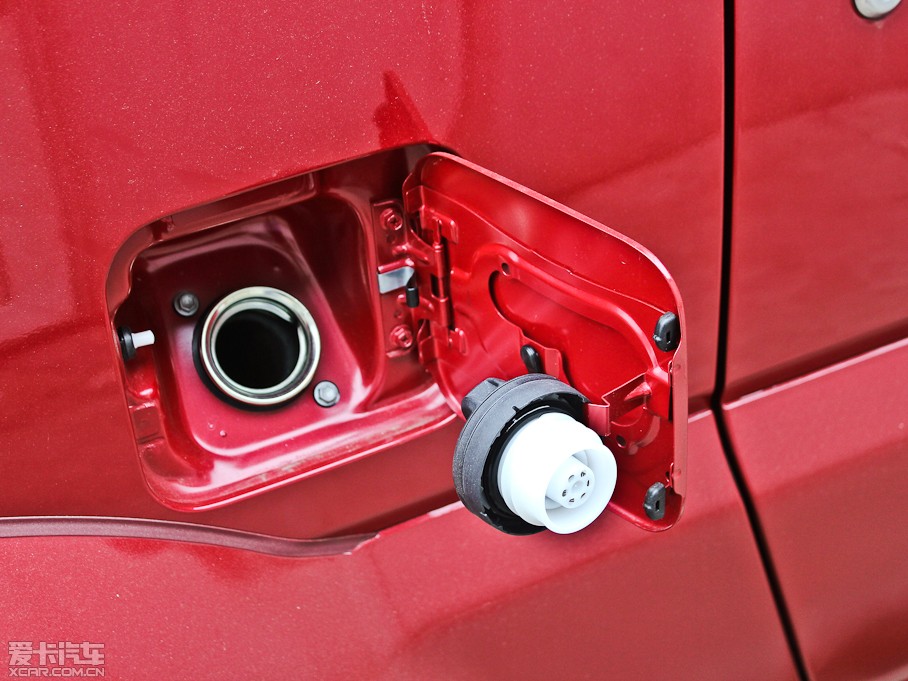 2012�ķ�� 1.3L �Ԅ�JLX