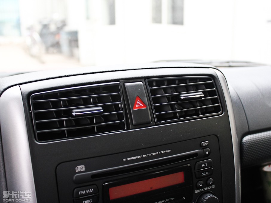 2012�ķ�� 1.3L �Ԅ�JLX