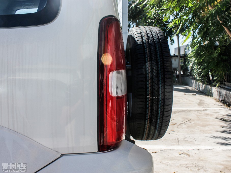 2012ķ 1.3L ԄJLX