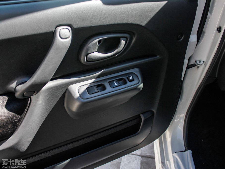 2012ķ 1.3L Ԅ(dng)JLX(do)