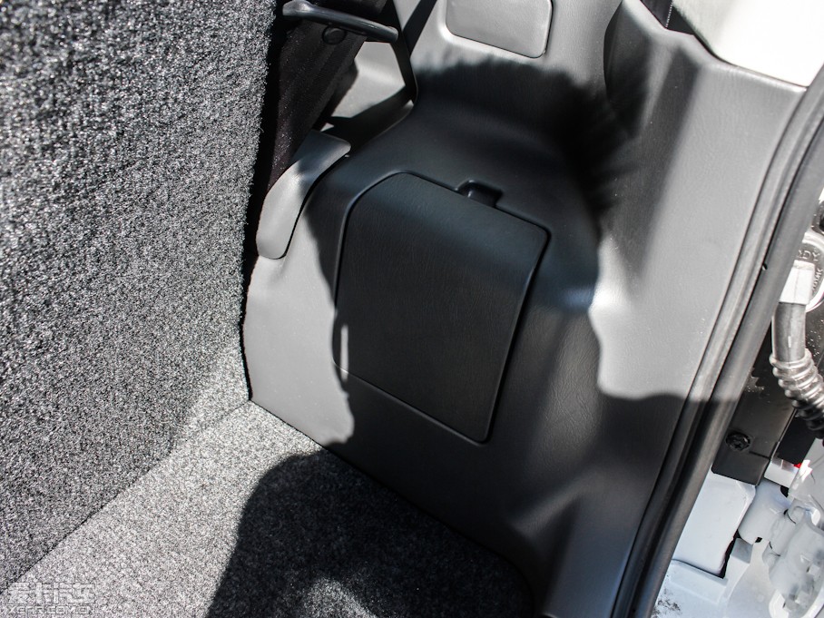 2012ķ 1.3L ԄJLX