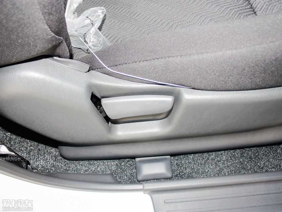 2012ķ 1.3L Ԅ(dng)JLX(do)