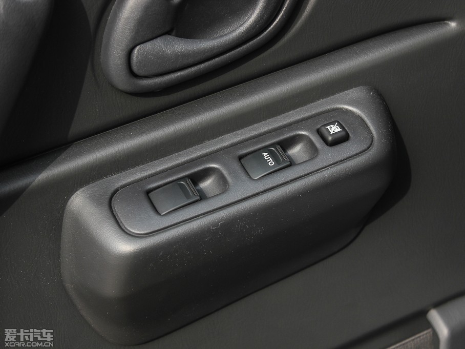 2012ķ 1.3L քJLX