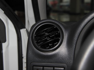 2012款1.3L 手动JLX 中控区