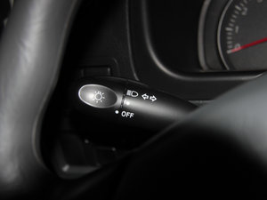 2012款1.3L 手动JLX 中控区