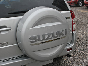 2012款2.4L JX-EH 5门限量版 备胎