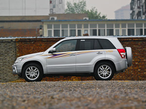 2012款2.4L JX-EH 5门限量版 正侧（左）