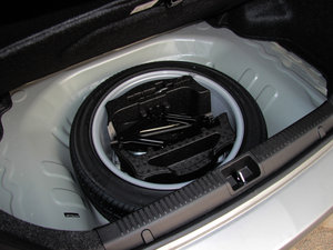 2014款基本型 备胎