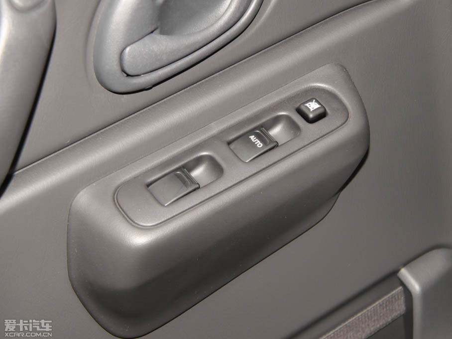 2015ķ 1.3L Ԅ JLX