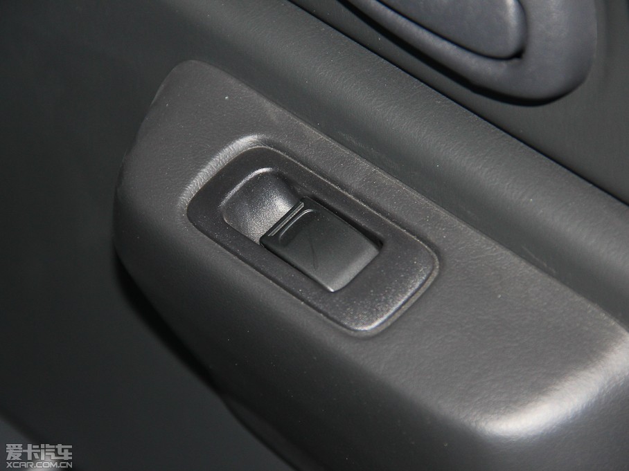 2015ķ 1.3L ք JLX