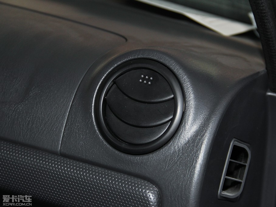 2015ķ 1.3L ք JLX