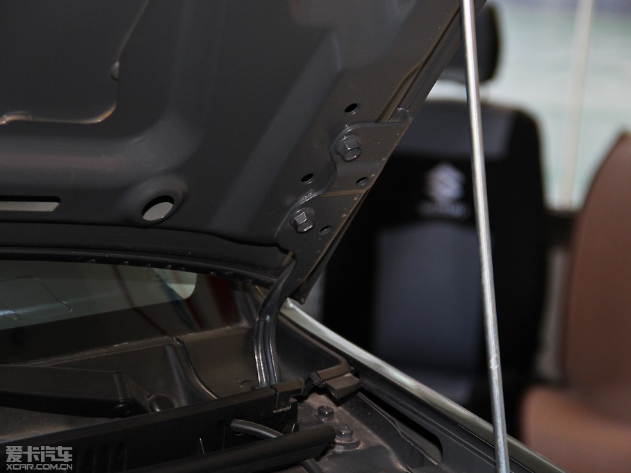 2015ķ 1.3L ք JLX